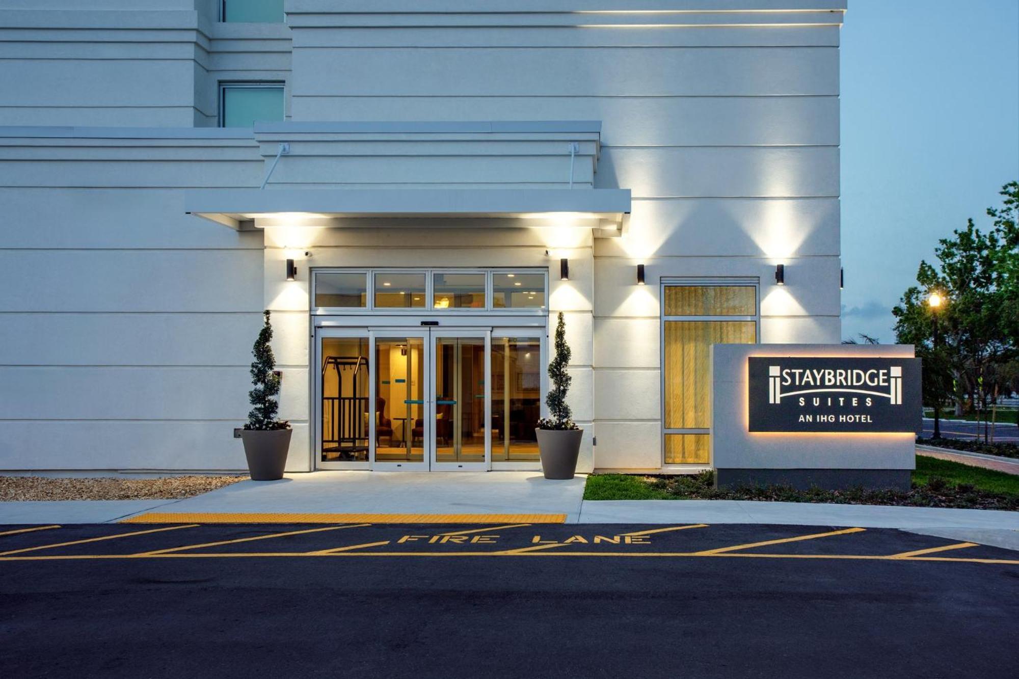 Staybridge Suites Winter Haven - Auburndale מראה חיצוני תמונה